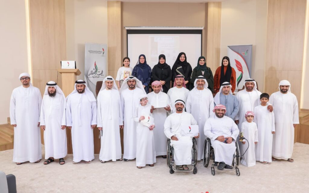 “الفجيرة الاجتماعية الثقافية” تحتفي بـ “شعراء الهمم” “الفجيرة الاجتماعية الثقافية” تحتفي بـ “شعراء الهمم”