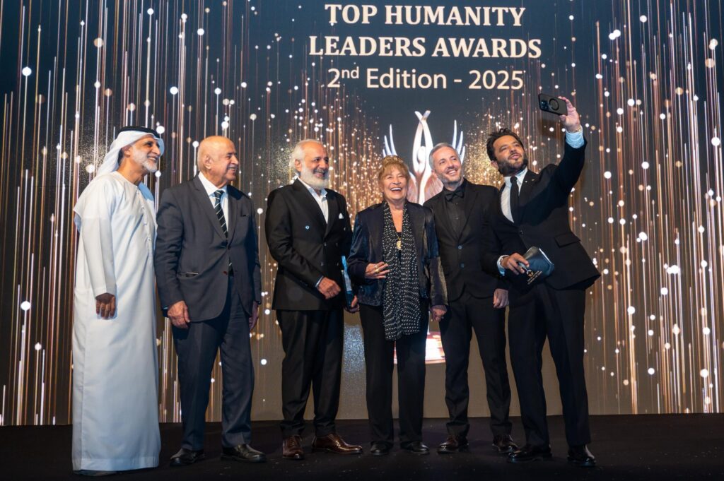 دبي تحتفي بالإنسانية في حفل توزيع “جوائز قادة الإنسانية” بدورتها الثانية دبي تحتفي بالإنسانية في حفل توزيع “جوائز قادة الإنسانية” بدورتها الثانية