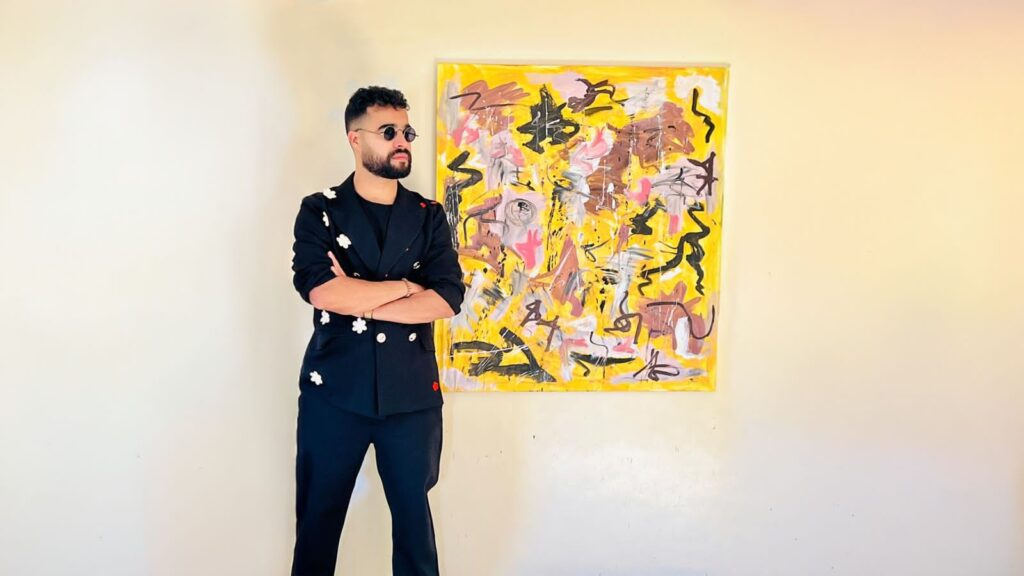 محمد أشرقي في معرض Living 4 Art : لوحات تحاكي الروح وتدعو للتأمل محمد أشرقي في معرض Living 4 Art : لوحات تحاكي الروح وتدعو للتأمل